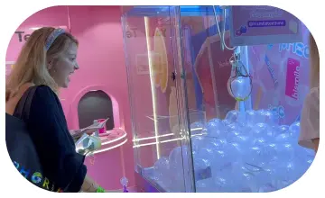 EXPLORE CLAW MACHINE FROM MIRROR BOOTH EVENT SERVICES L.L.C, PROVIDING TOP EVENT SERVICES IN DUBAI.